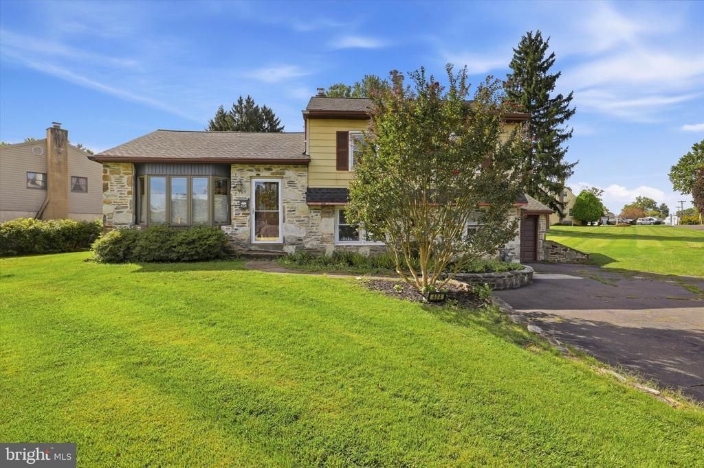 404 SHALLCROSS ROAD, SOUTHAMPTON, PA 18966