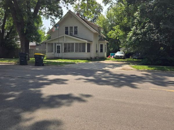 1105 Trott Avenue SW, Willmar, MN 56201