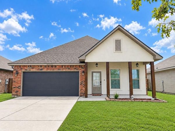 42403 TIGERS EYE STONE Avenue, Prairieville, LA 70769