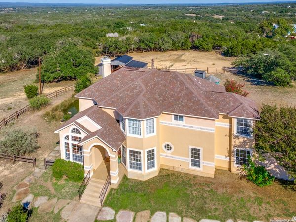 43 N FM 3351, Bergheim, TX 78004