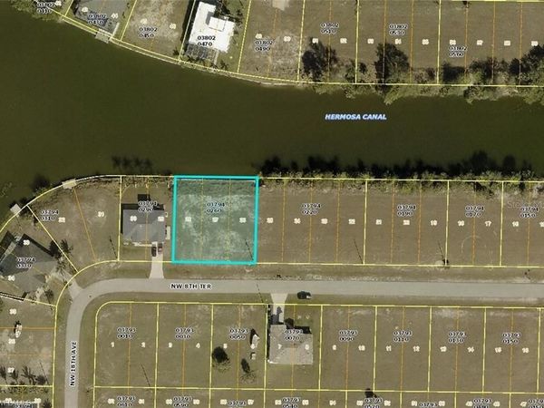 1721 NW 8th TER, CAPE CORAL, FL 33993