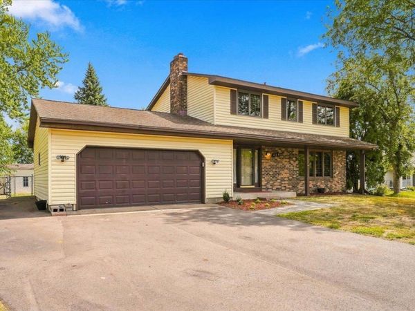 454 Oday Street S, Maplewood, MN 55119