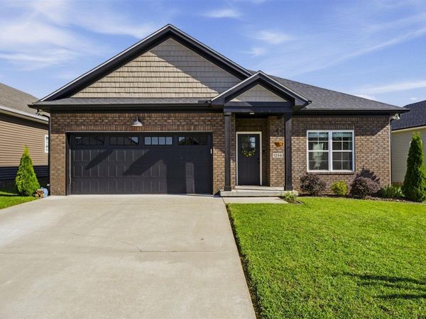 1256 Shallowford Street , Bowling Green, KY 42101