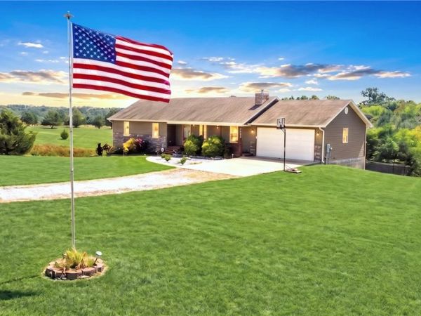12373 Georgia Hills Drive , Gravette, AR 72736