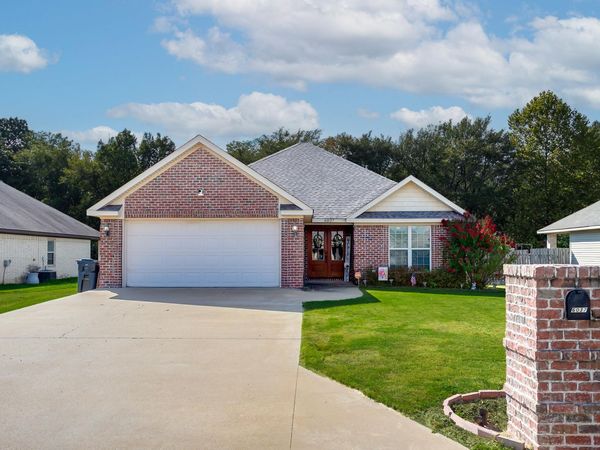 6037 Prairie Meadow, Jonesboro, AR 72404