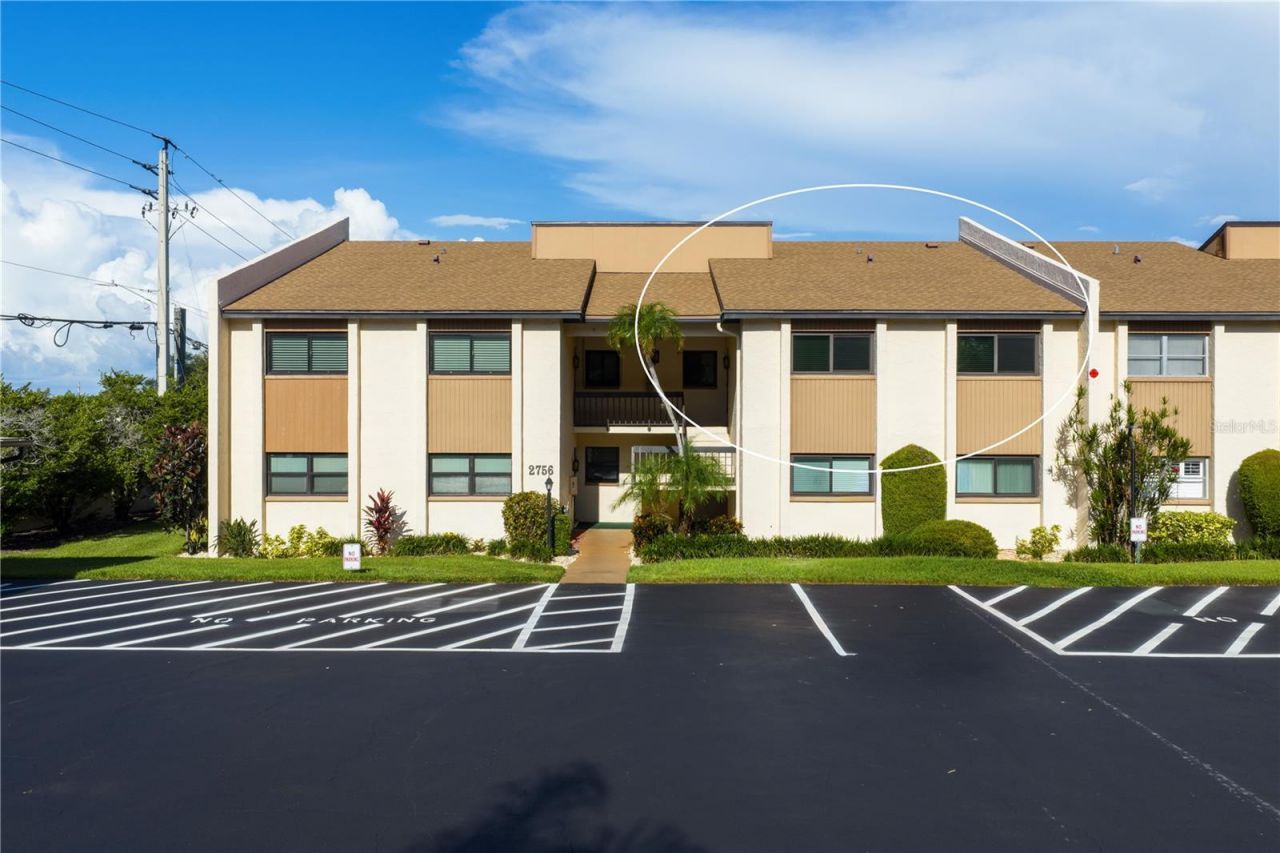 2756 Clubhouse Drive, Unit 202, Sarasota, FL 34232 Photo