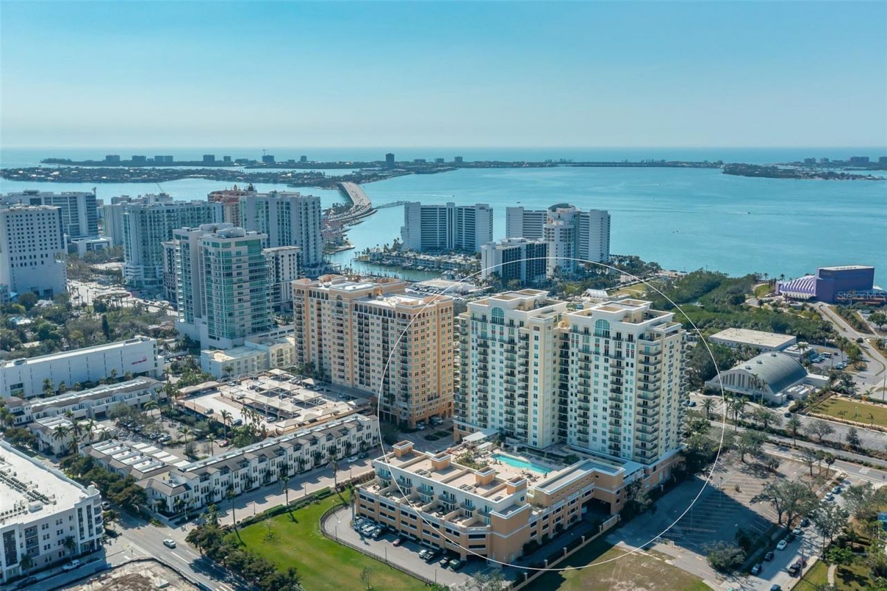800 N Tamiami Trail, Unit 815, Sarasota, FL 34236 Photo