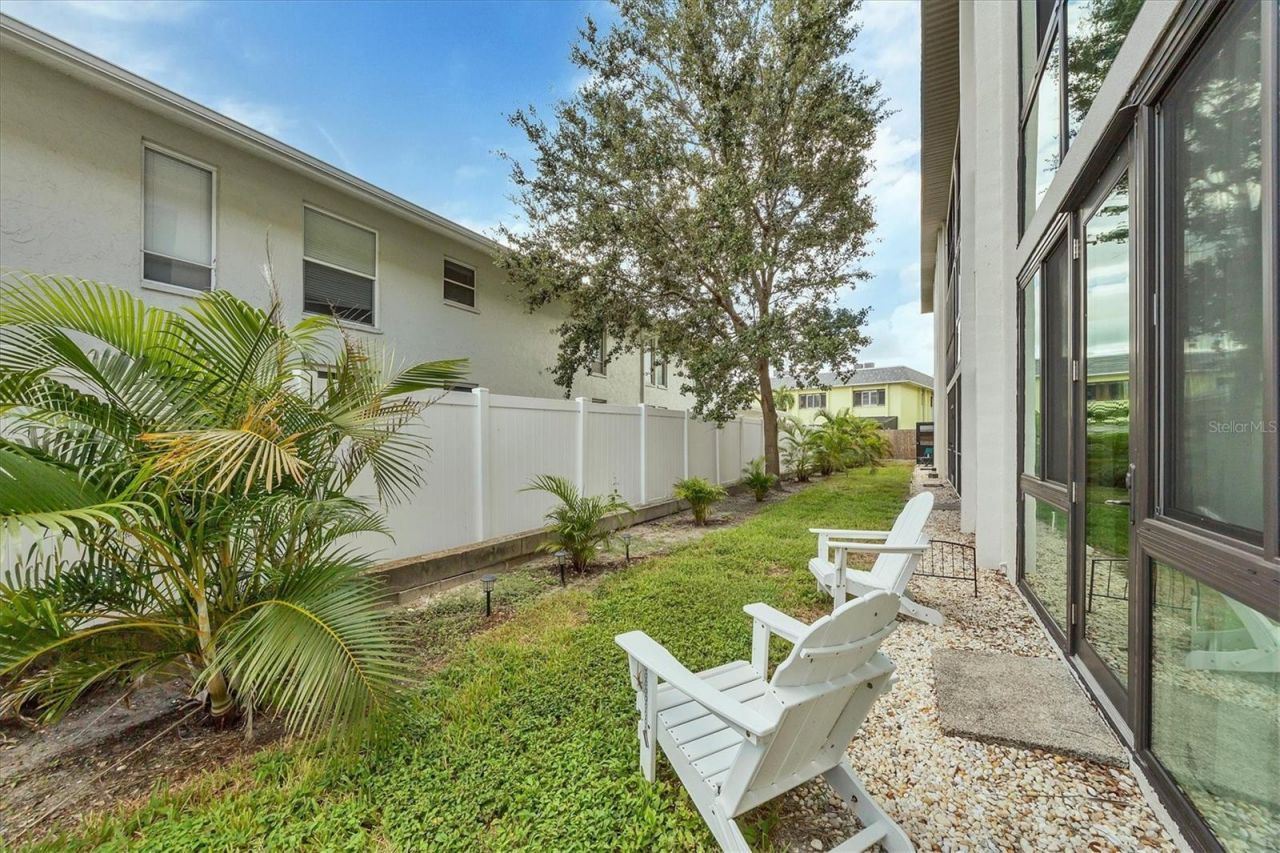 116 Vista Hermosa Circle, Unit 108C, Sarasota, FL 34242 Photo