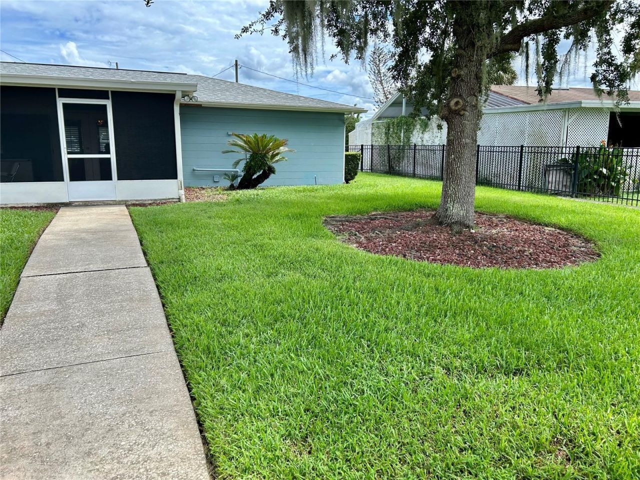 1638 Paradise Lane, Astor, FL 32102 Photo