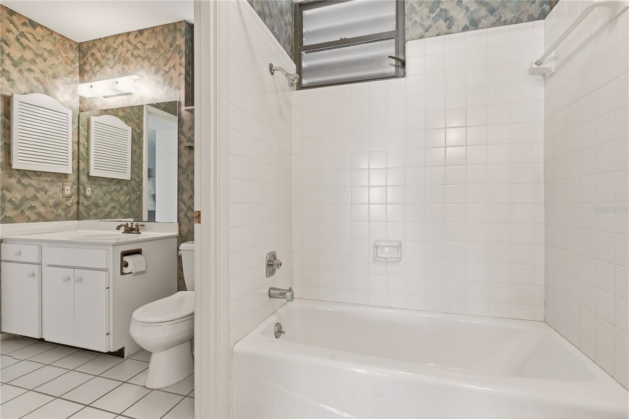 648 Woodlawn Drive, Unit 648, Bradenton, FL 34210 Photo
