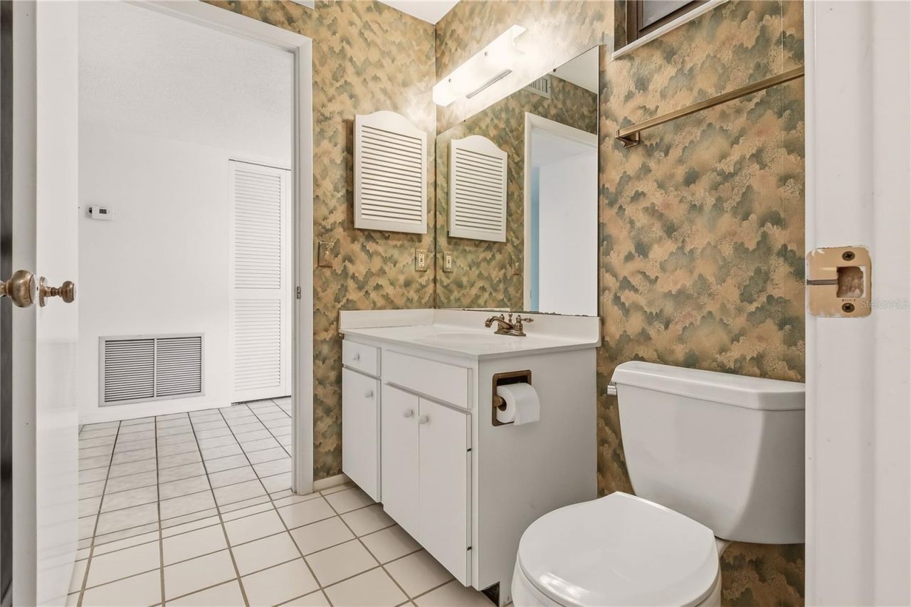 648 Woodlawn Drive, Unit 648, Bradenton, FL 34210 Photo