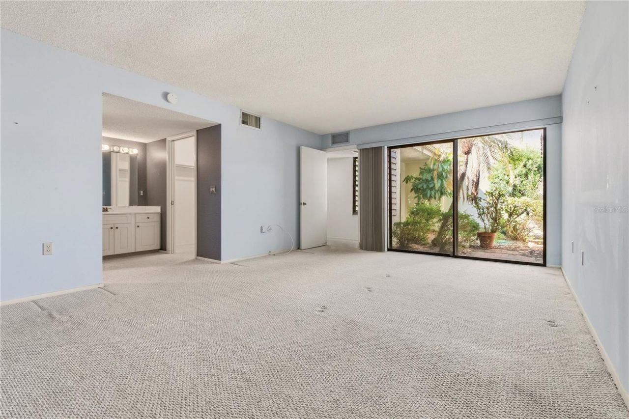 648 Woodlawn Drive, Unit 648, Bradenton, FL 34210 Photo