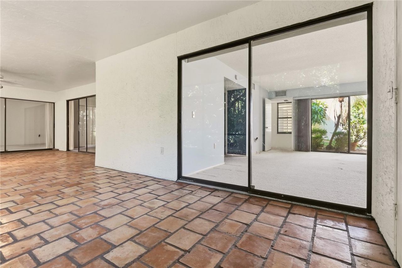 648 Woodlawn Drive, Unit 648, Bradenton, FL 34210 Photo