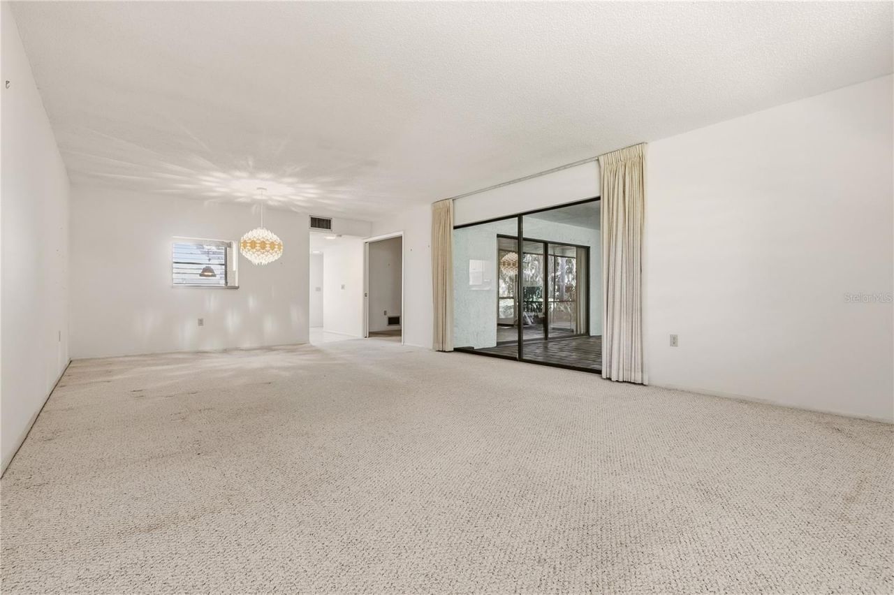 648 Woodlawn Drive, Unit 648, Bradenton, FL 34210 Photo