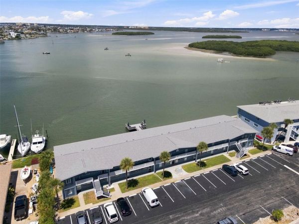 250 126TH AVENUE, Unit 110, TREASURE ISLAND, FL 33706