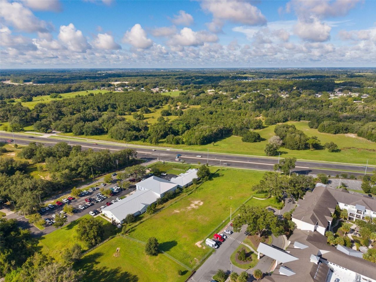 975 S Us Highway 27/441, Lady Lake, FL 32159 Photo