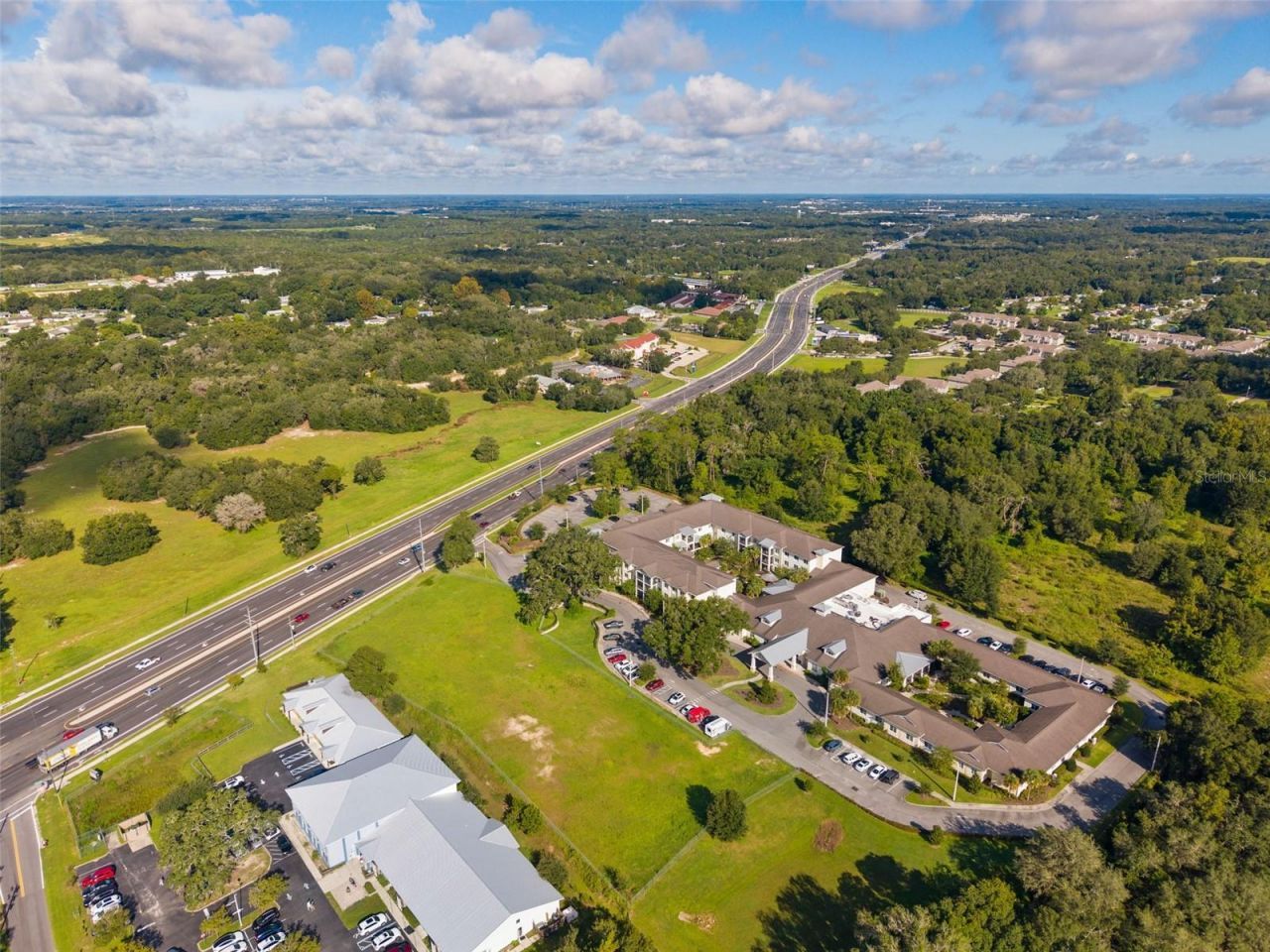 975 S Us Highway 27/441, Lady Lake, FL 32159 Photo