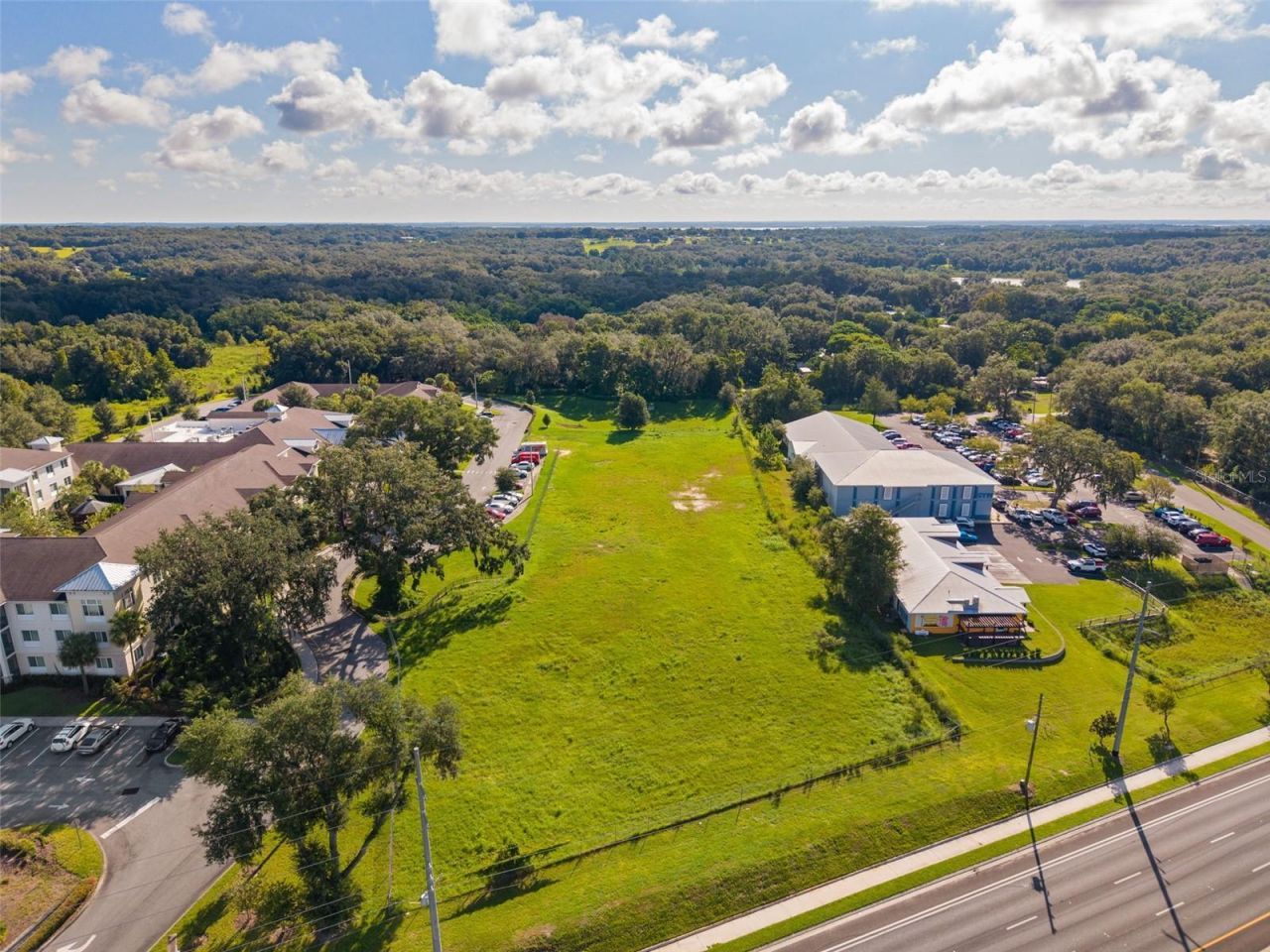 975 S Us Highway 27/441, Lady Lake, FL 32159 Photo