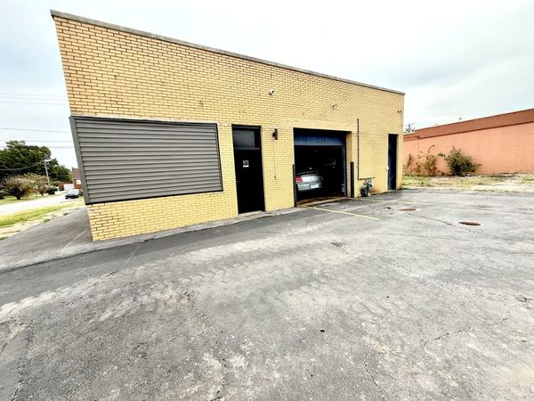 971 Burnham Avenue , Calumet City, IL 60409