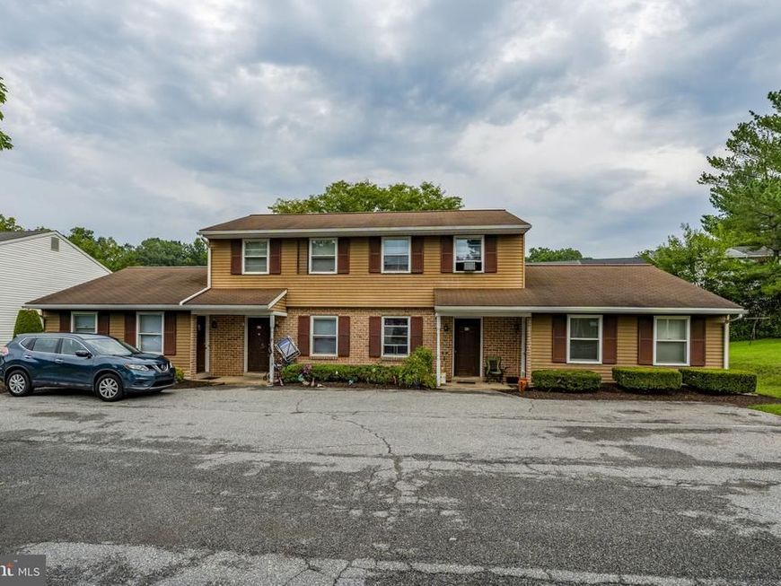 63 69 Akron Road, Ephrata, PA 17522 Main Photo