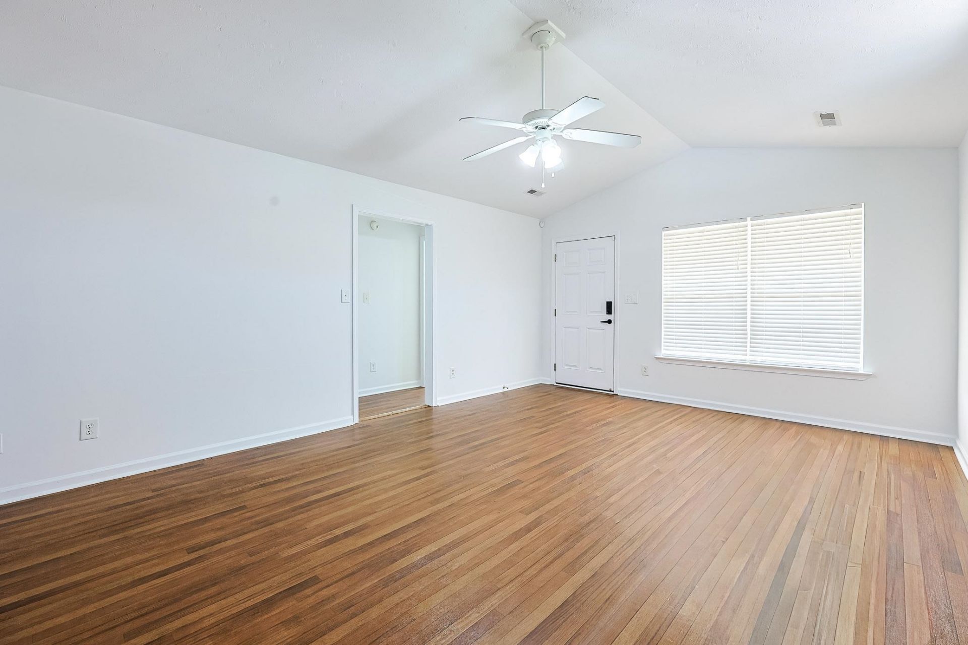 320 Sean River Rd. Photo 4