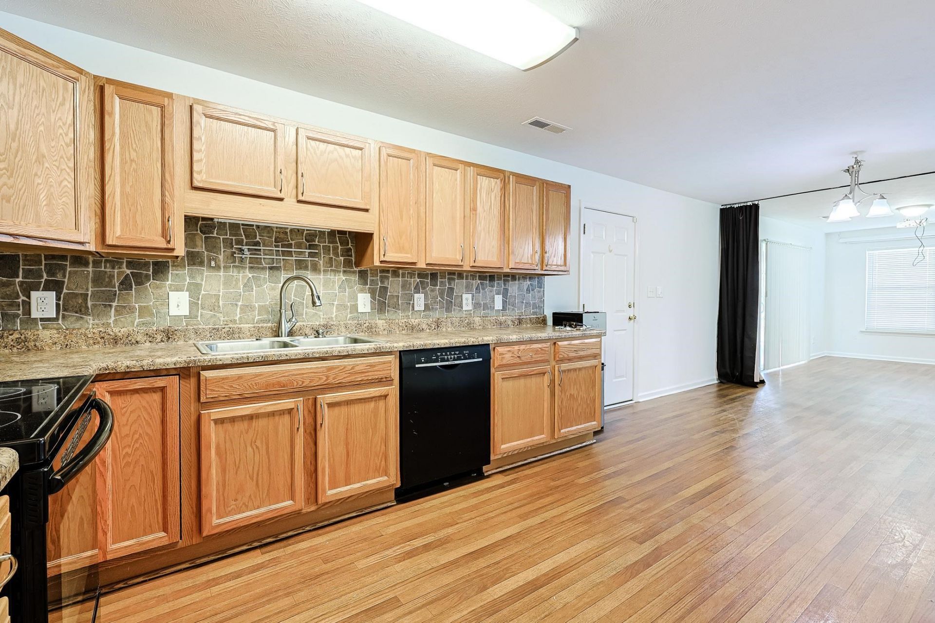 320 Sean River Rd. Photo 8