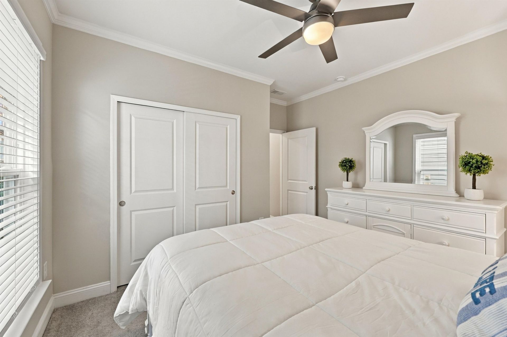 7182 Sarteano Dr. Photo 21