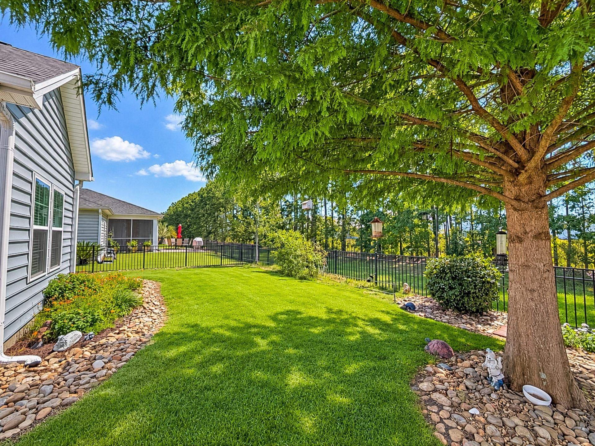 693 Harbor Bay Dr. Photo 32