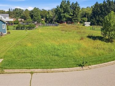 415 Stewart Drive, Yellow Springs Vlg, OH 45387