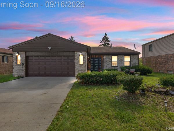 200 Rosemary Street, Dearborn Heights, Mi 48127