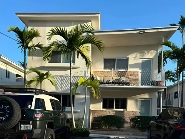1110 Venetian Way , Unit 1a, Miami Beach, FL 33139