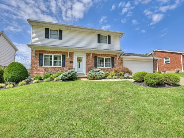 249 N Ashbrook Circle, Lakeside Park, KY 41017