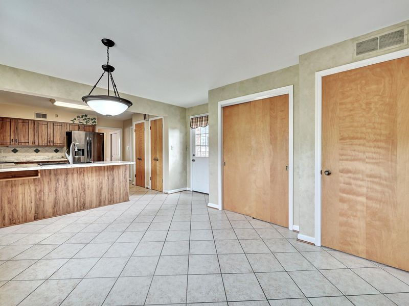 249 N Ashbrook Circle, Lakeside Park, KY 41017 Photo 11