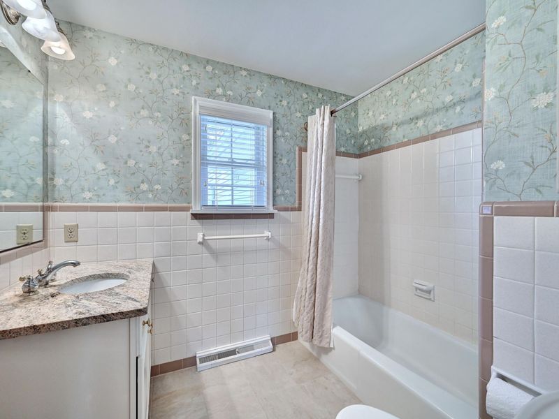 249 N Ashbrook Circle, Lakeside Park, KY 41017 Photo 30