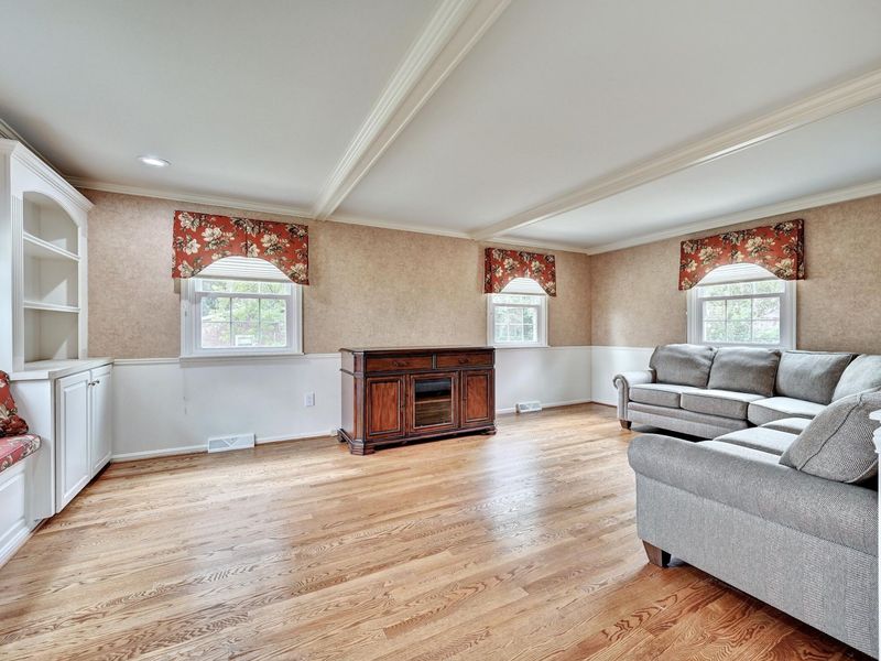 249 N Ashbrook Circle, Lakeside Park, KY 41017 Photo 8