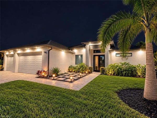 1412 SW 4th LN, CAPE CORAL, FL 33991