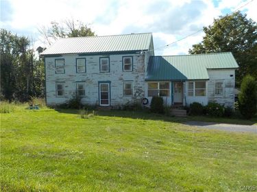 8121 Dog Harbor Road, Baldwinsville, NY 13027