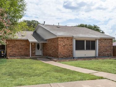 7418 Boisenberry Lane, Dallas, TX 75249