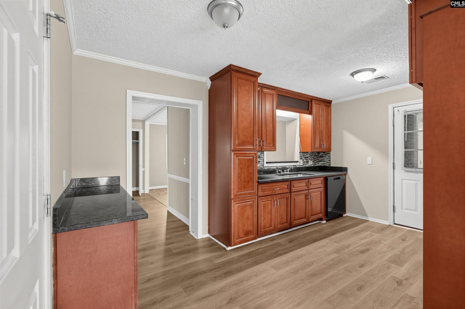 1744 Dupont Drive  Photo 17
