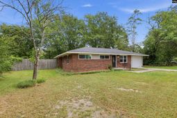 1744 Dupont Drive  photo 4