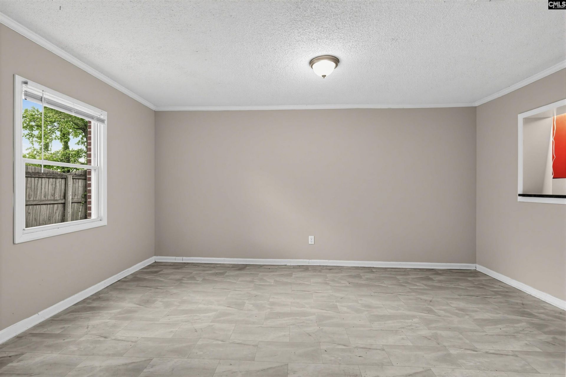 1744 Dupont Drive  Photo 20