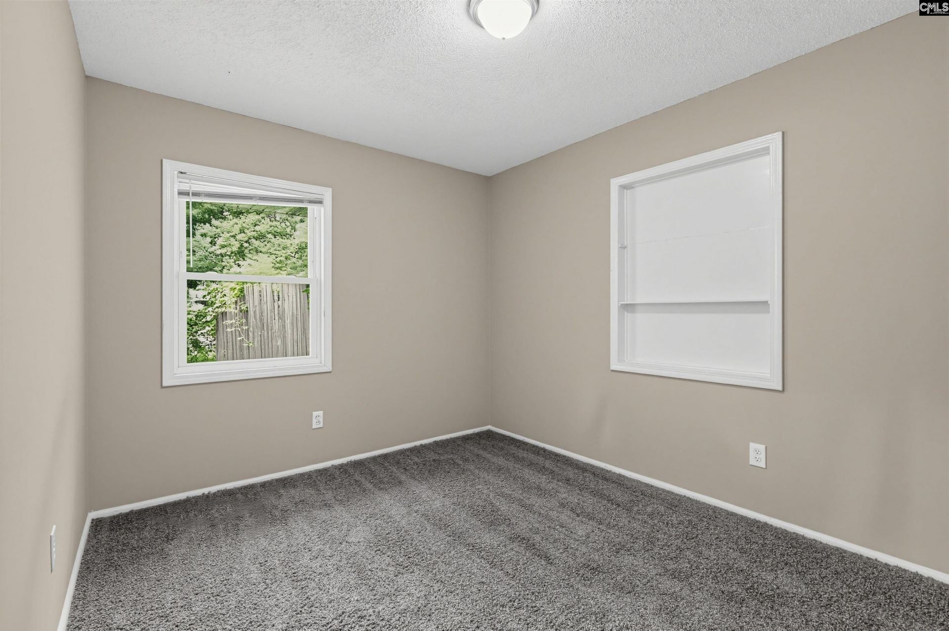 1744 Dupont Drive  Photo 22