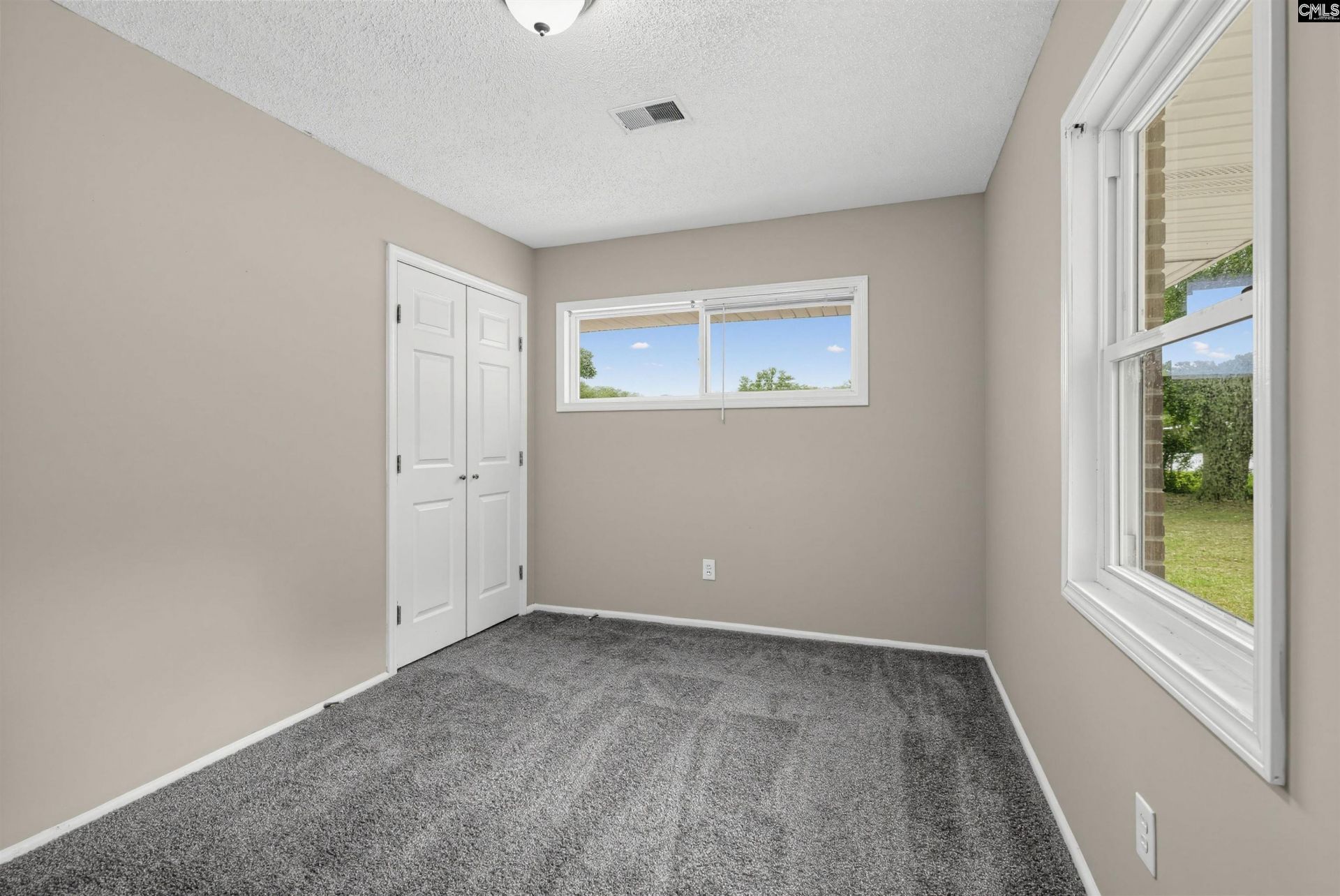 1744 Dupont Drive  Photo 23