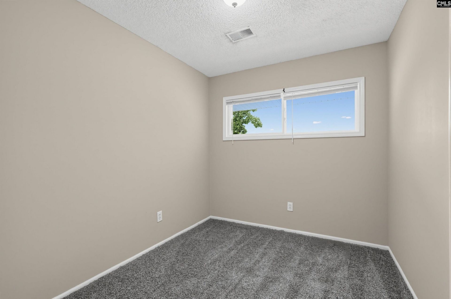 1744 Dupont Drive  Photo 26