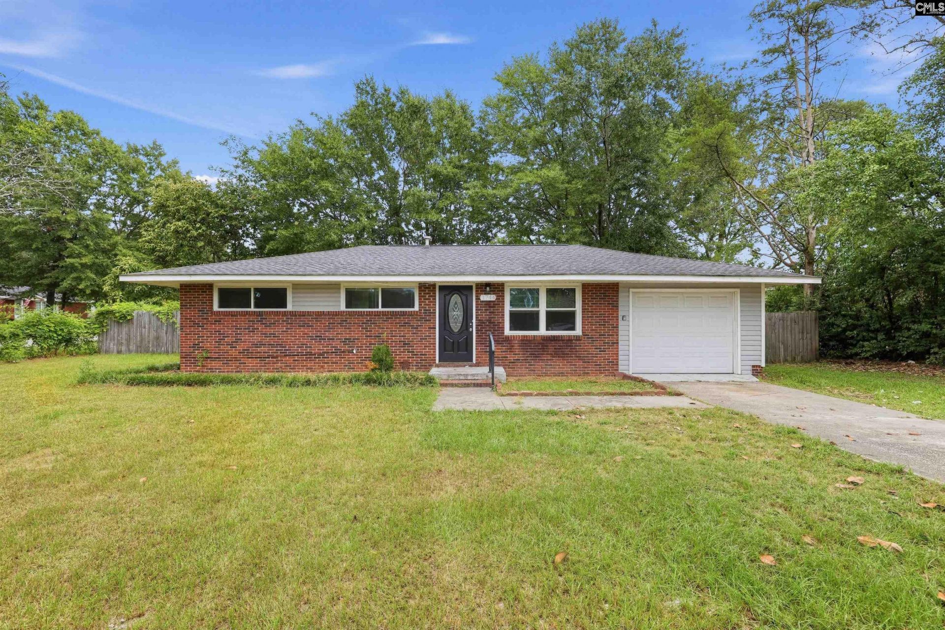 1744 Dupont Drive  Photo 8