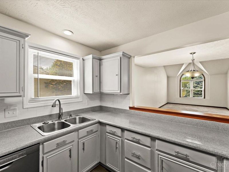6344 Lakota Meadows Drive, Liberty Township, OH 45044 Photo 13