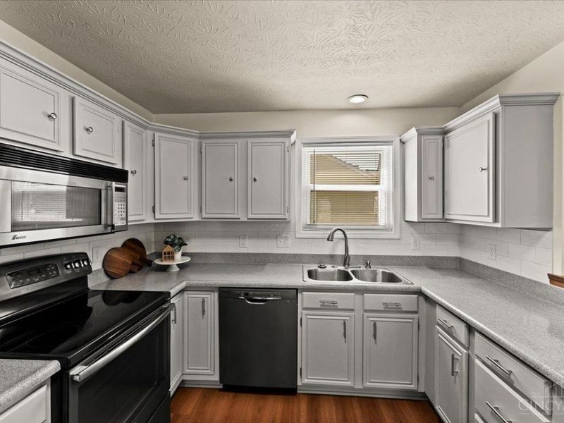 6344 Lakota Meadows Drive, Liberty Township, OH 45044 Photo 15