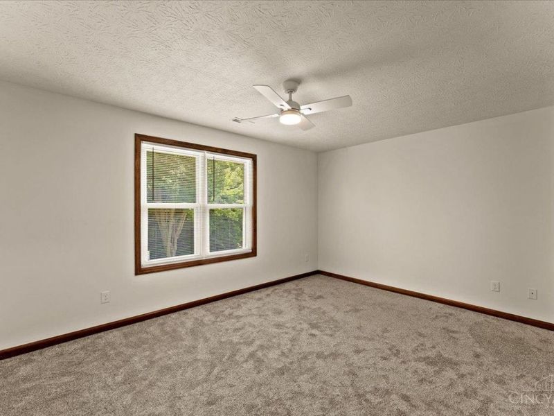 6344 Lakota Meadows Drive, Liberty Township, OH 45044 Photo 16
