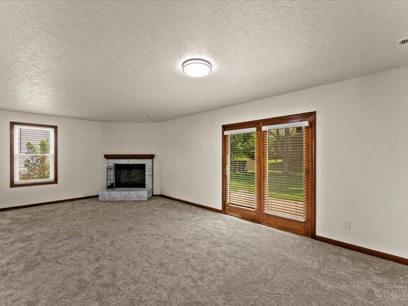 6344 Lakota Meadows Drive, Liberty Township, OH 45044 Photo 28