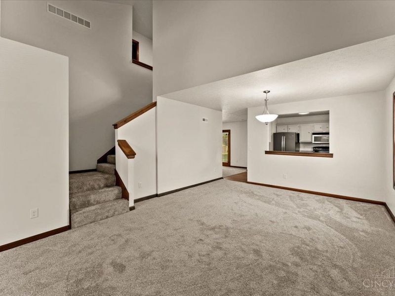 6344 Lakota Meadows Drive, Liberty Township, OH 45044 Photo 7